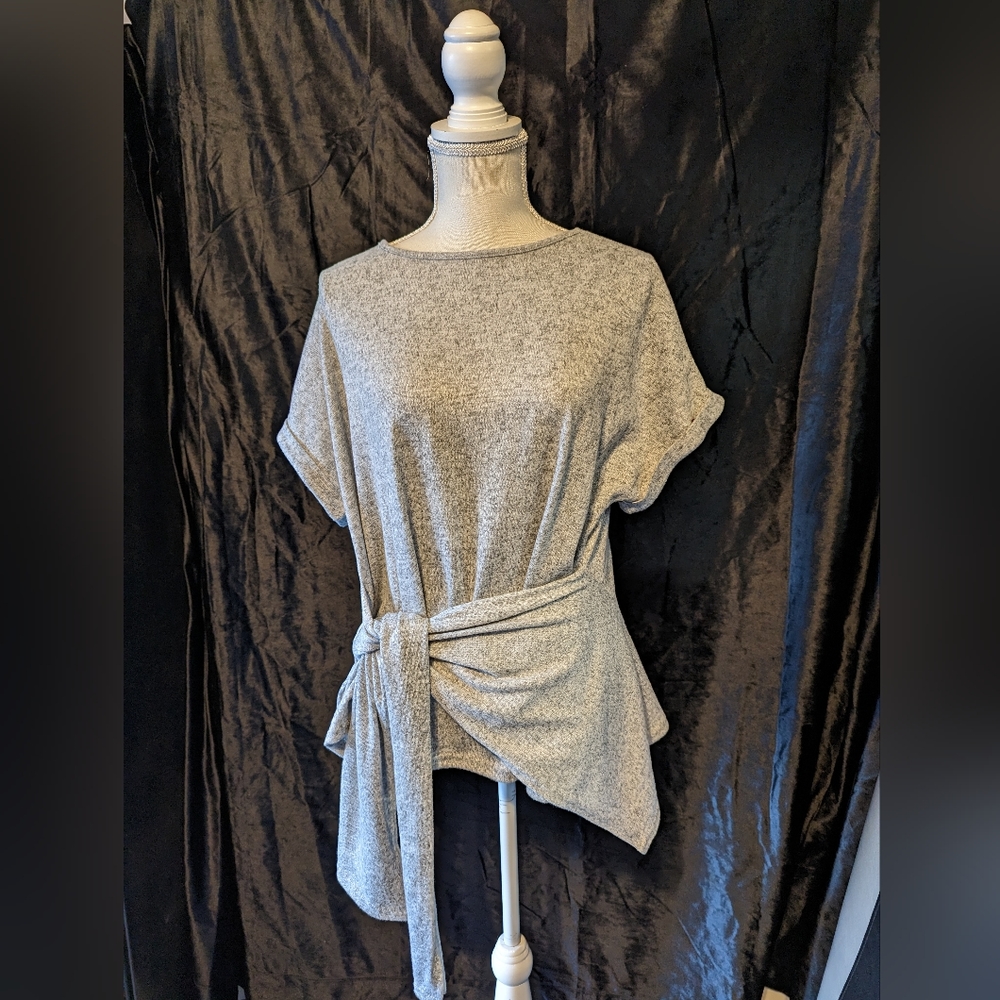 Short Sleeve top